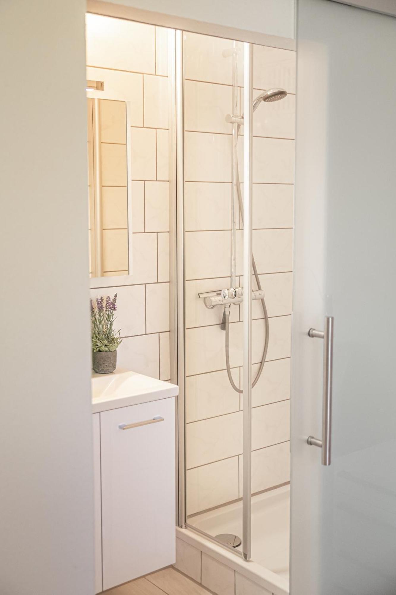 Lakeside Apartment - Seeufer Apartment อัลเลนส์บาค ภายนอก รูปภาพ